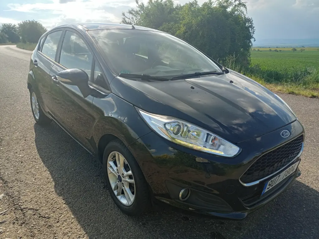 Ford fiesta 1.5 tdci - fotka 3