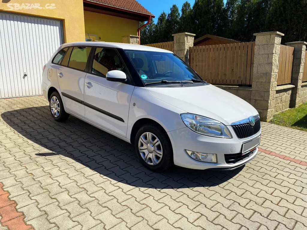 ŠKODA FABIA COMBI 2012 - fotka 6