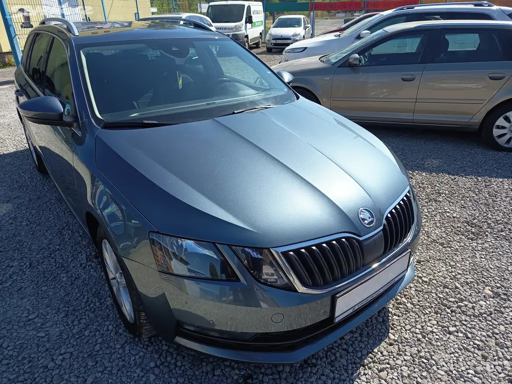 Škoda Octavia Combi 1, 5TSI Style Plus DSG - fotka 2