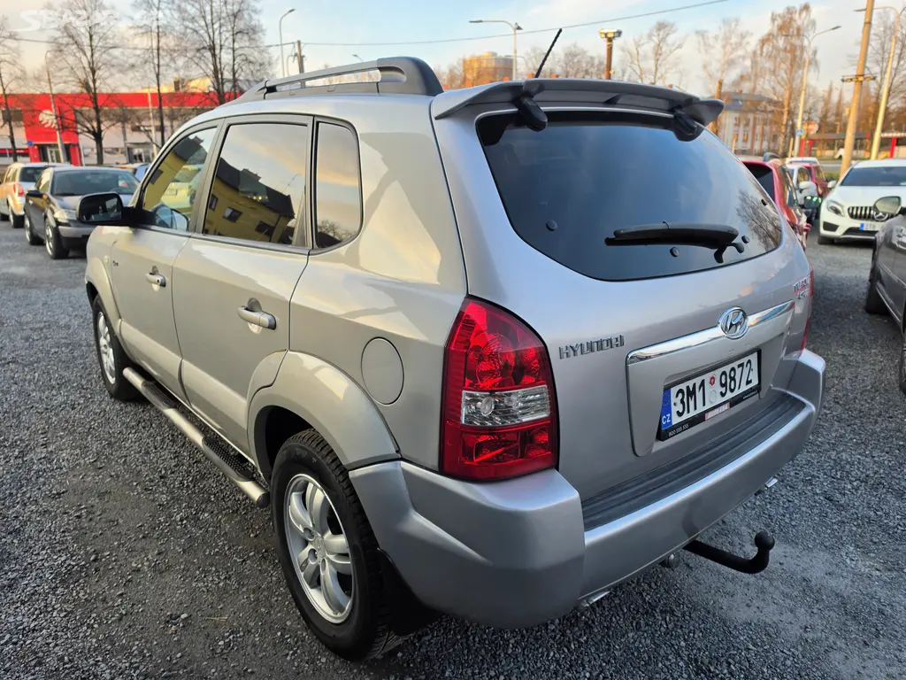 Hyundai Tucson2.0 CRDi TZ - fotka 2