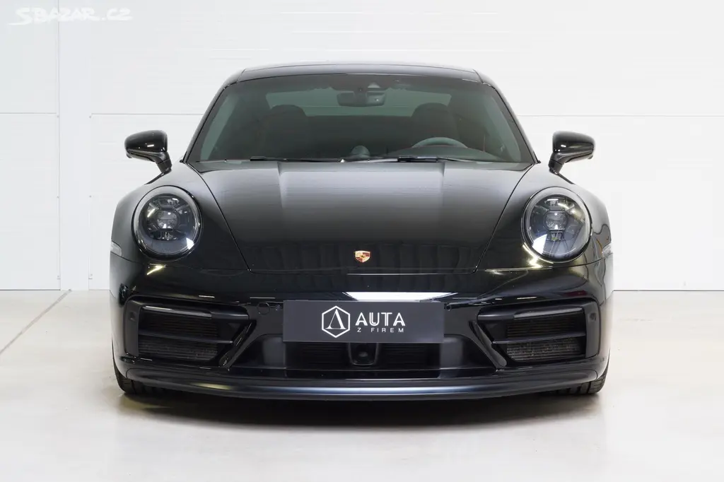 Porsche 911, Carrera 4 GTS - fotka 2