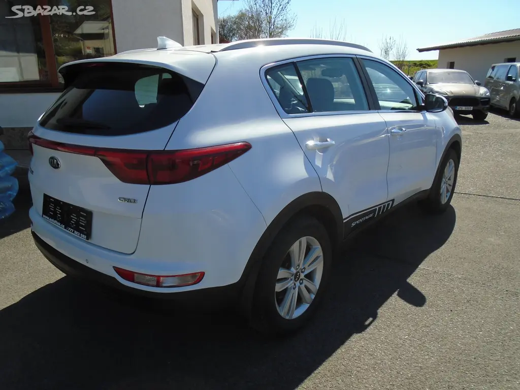 Kia Sportage 1.7 CRDi ČR odpočet DPH - fotka 6