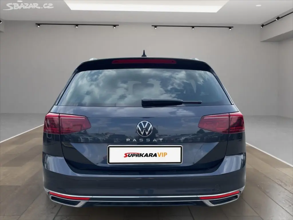 Volkswagen Passat, 2,0 TDi DSG Matrix Alcantara - fotka 6