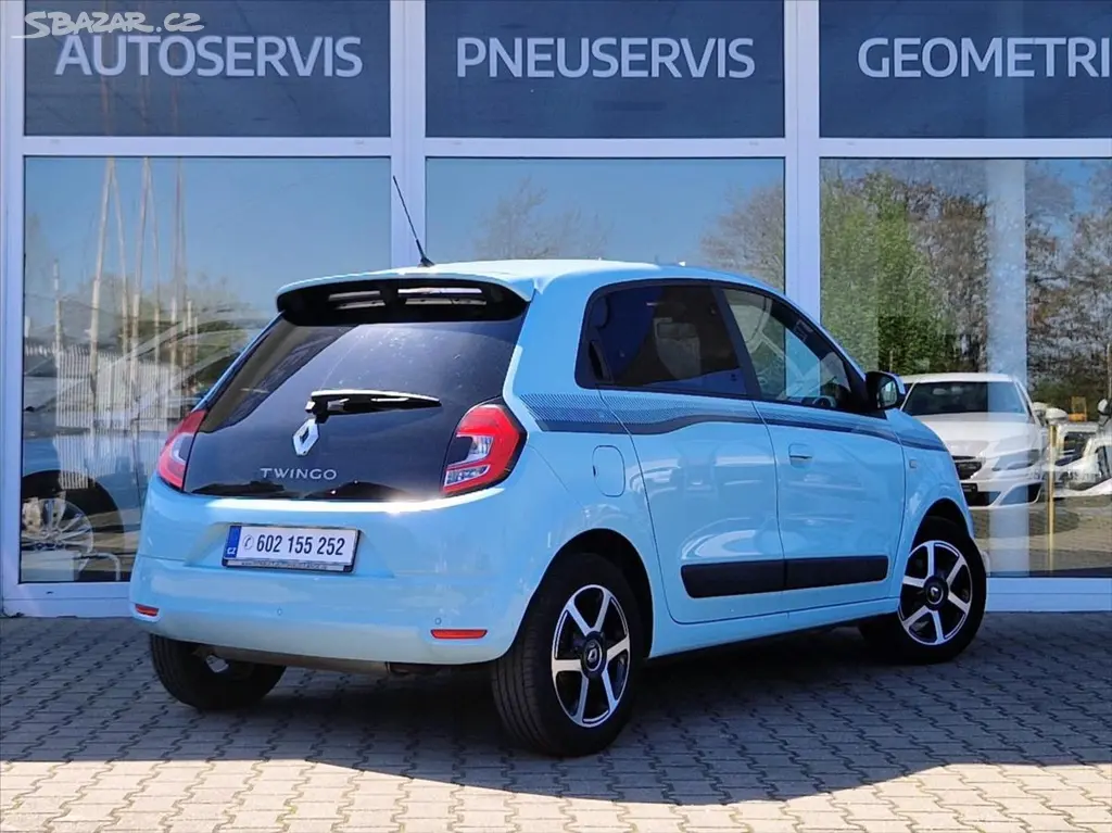 Renault Twingo, 1,0 i 54kW SENZORY TOPSTAV - fotka 5