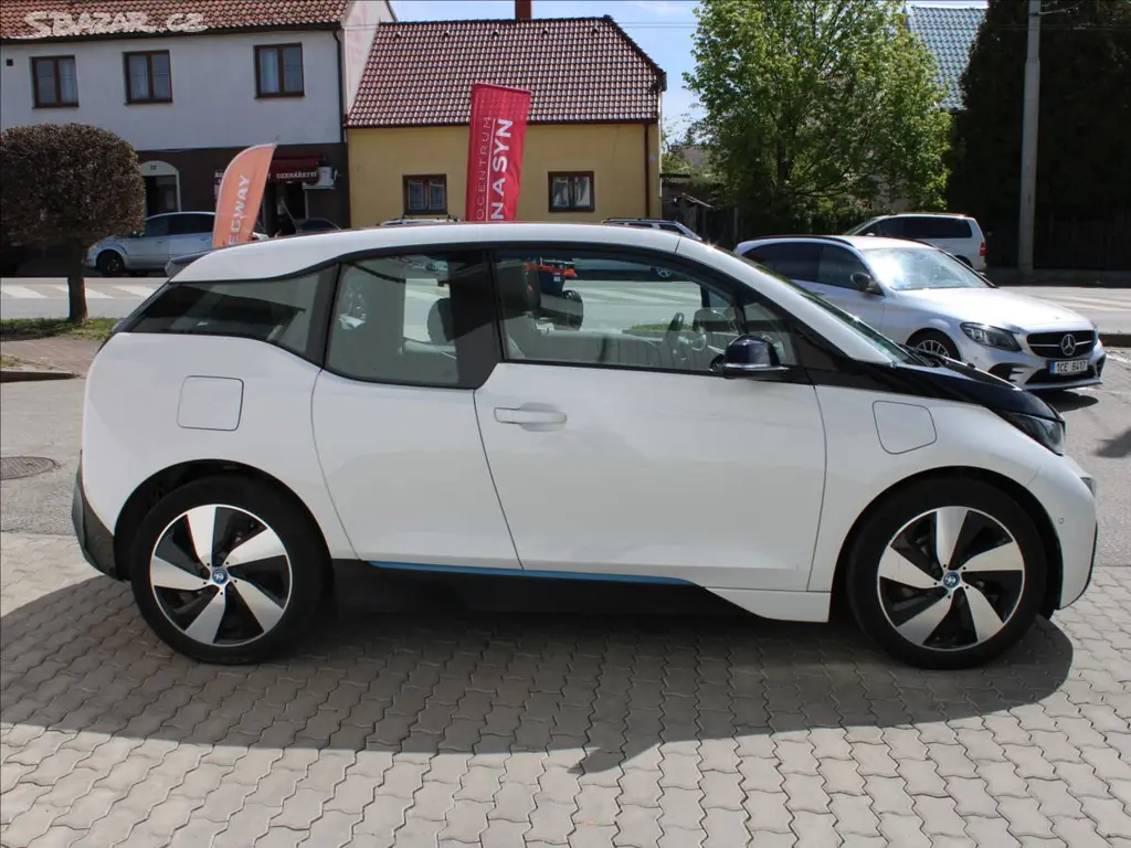 BMW i3, REX 60AH 125KW 65 000 KM! - fotka 3