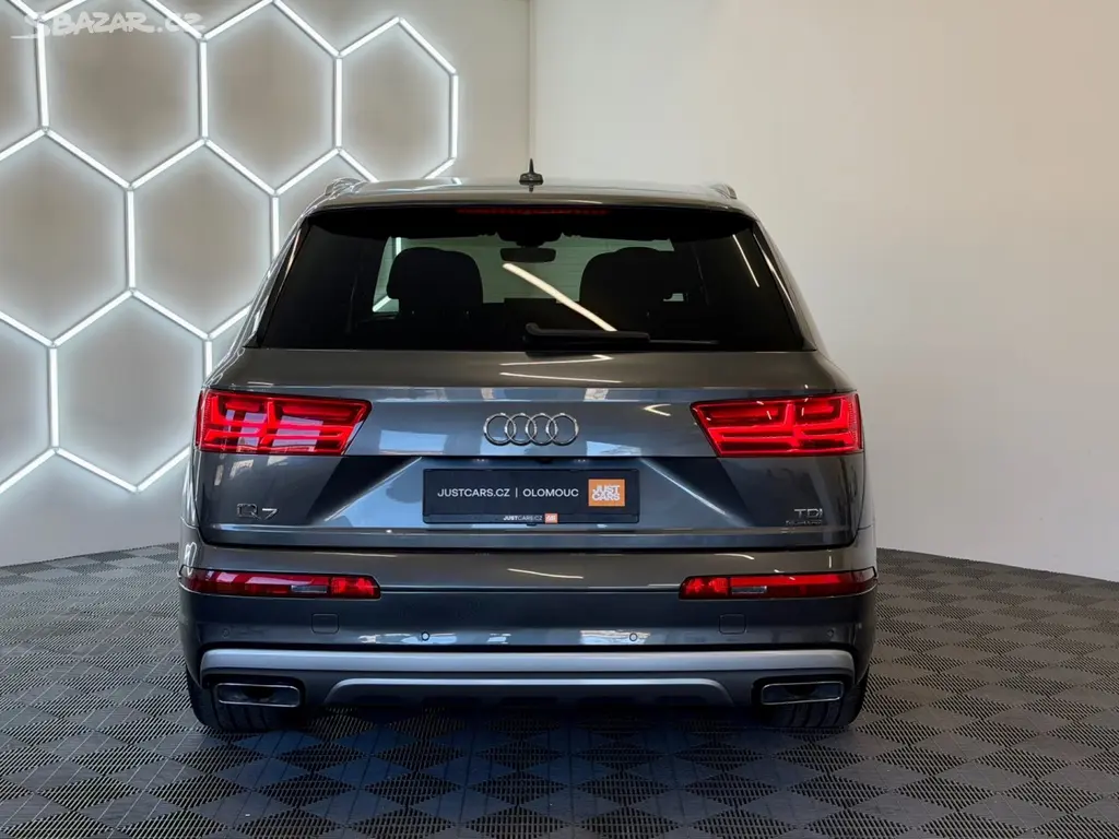 Audi Q7, 3.0 TDI 4x4/S-LINE/7.MÍST - fotka 5