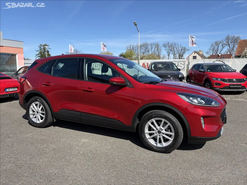 Ford Kuga, 2,0 TDCi 140KW 4x4! AT8,Winter - fotka 3