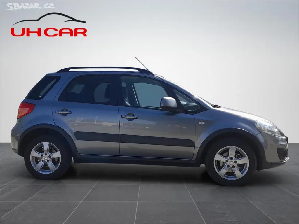 Suzuki SX4, 1,6 VVti AUTOMAT Kůže - fotka 4