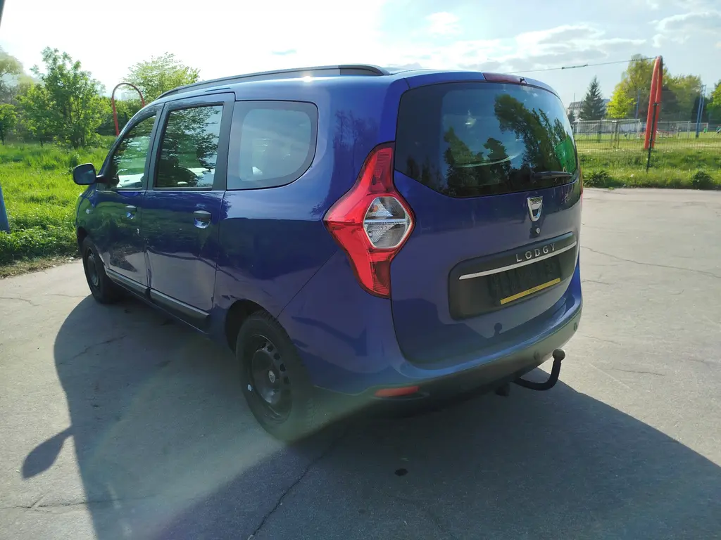 Dacia Lodgy MPV r.2022 1,3benz 96kw - fotka 5