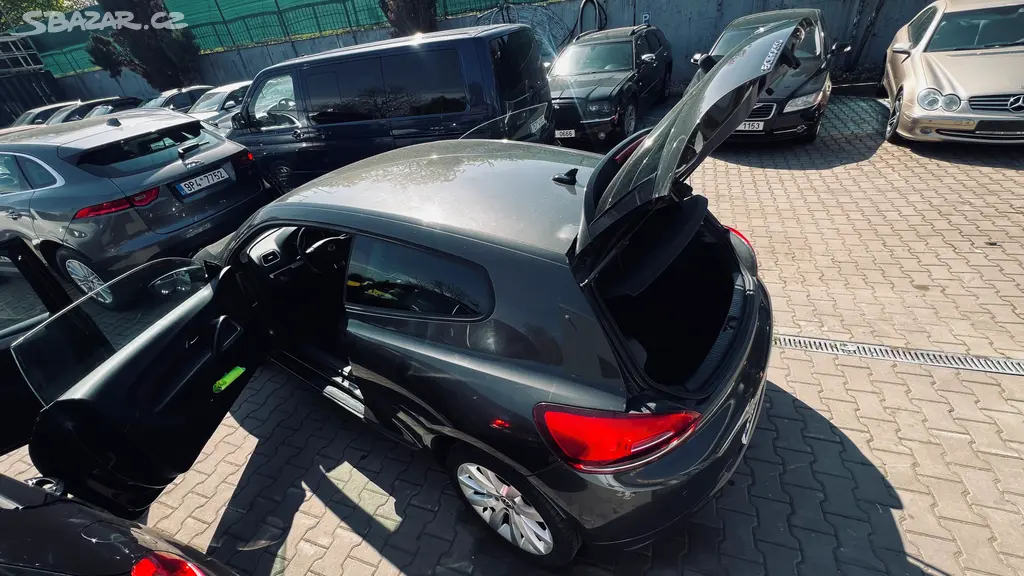 Volkswagen Scirocco 1.4TSi 118kW CZ 2011 - fotka 5