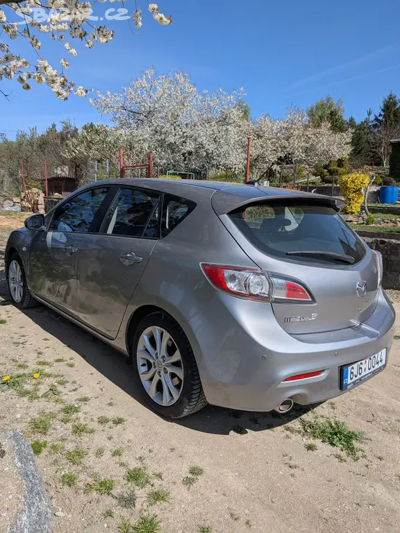Mazda 3 - fotka 2