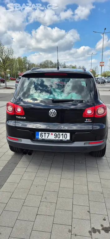 Volkswagen Tiguan 1.4 TSi 110 kW, ALU kola, klima - fotka 5