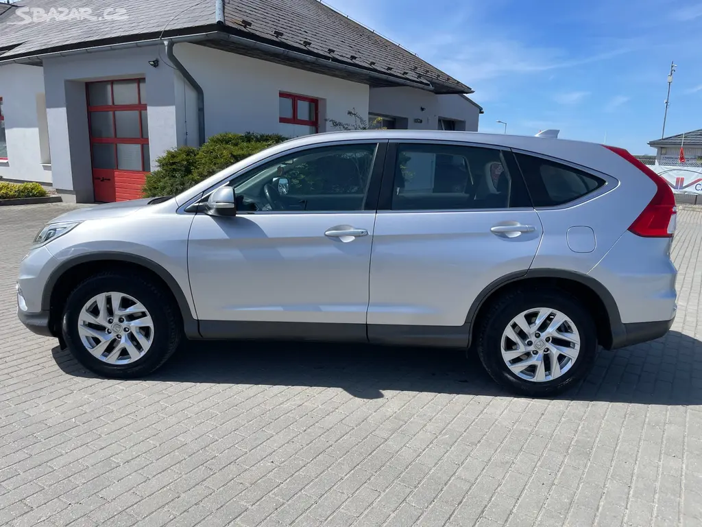 HONDA CR-V 1,6i-DTEC AWD Automat CZauto 10/2015 - fotka 2