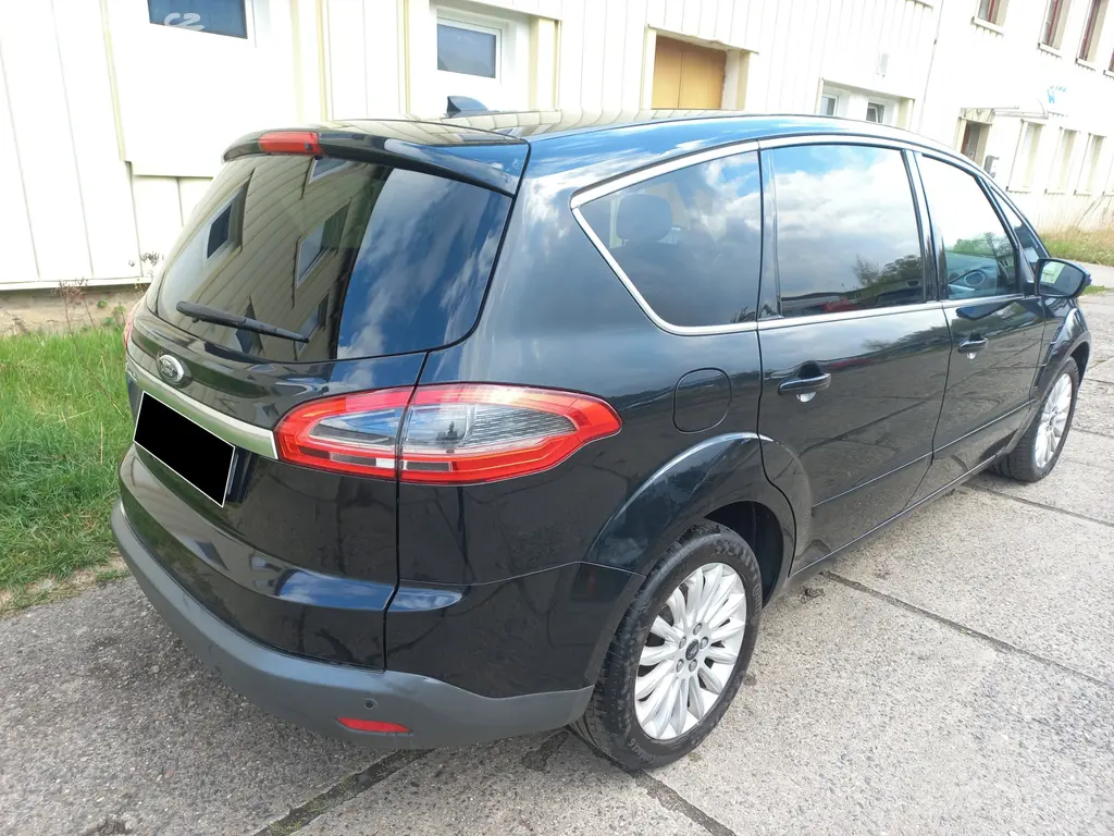 Ford S-MAX 2.0TDCI 100kW MANUÁL, kůže, navigace - fotka 3