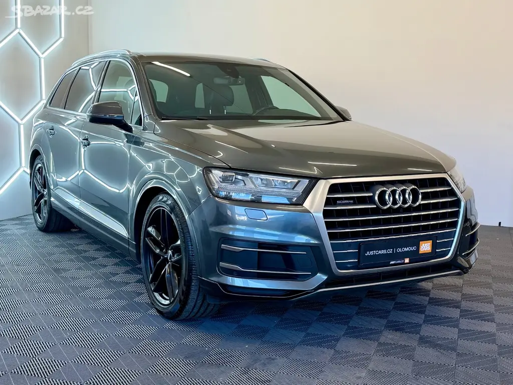 Audi Q7, 3.0 TDI 4x4/S-LINE/7.MÍST - fotka 3