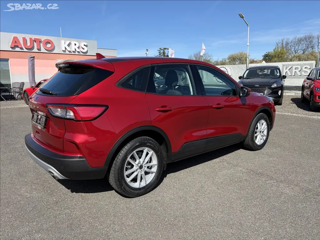 Ford Kuga, 2,0 TDCi 140KW 4x4! AT8,Winter - fotka 5