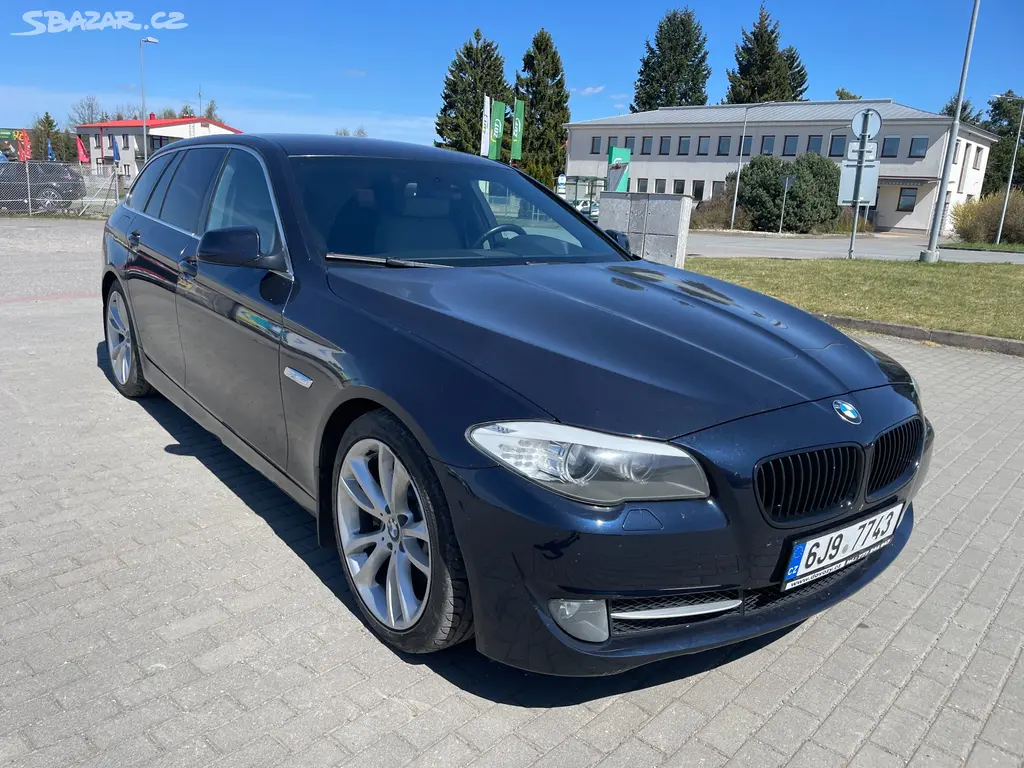 BMW 530d 180kw Manuál Luxury po rozvodech 10/2010 - fotka 6