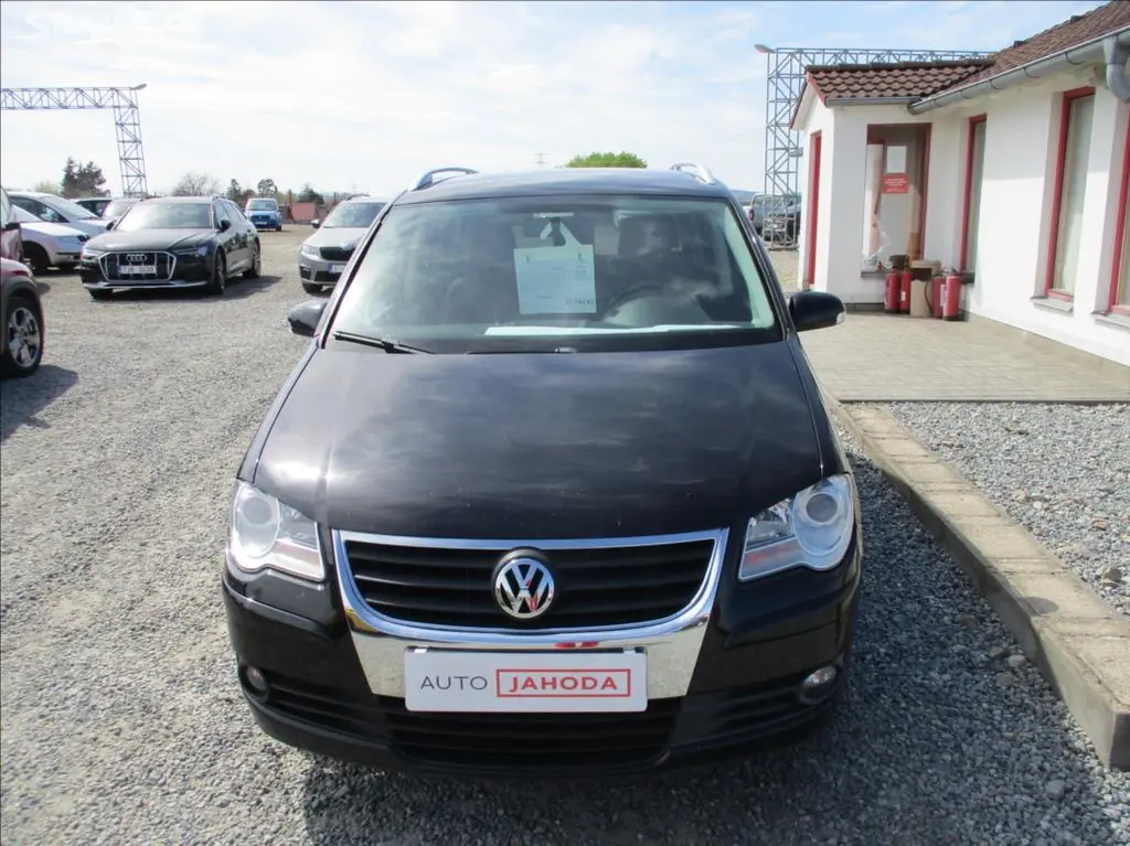 Volkswagen Touran, 2,0 TDi,aut.klima,serv.kniha, - fotka 2