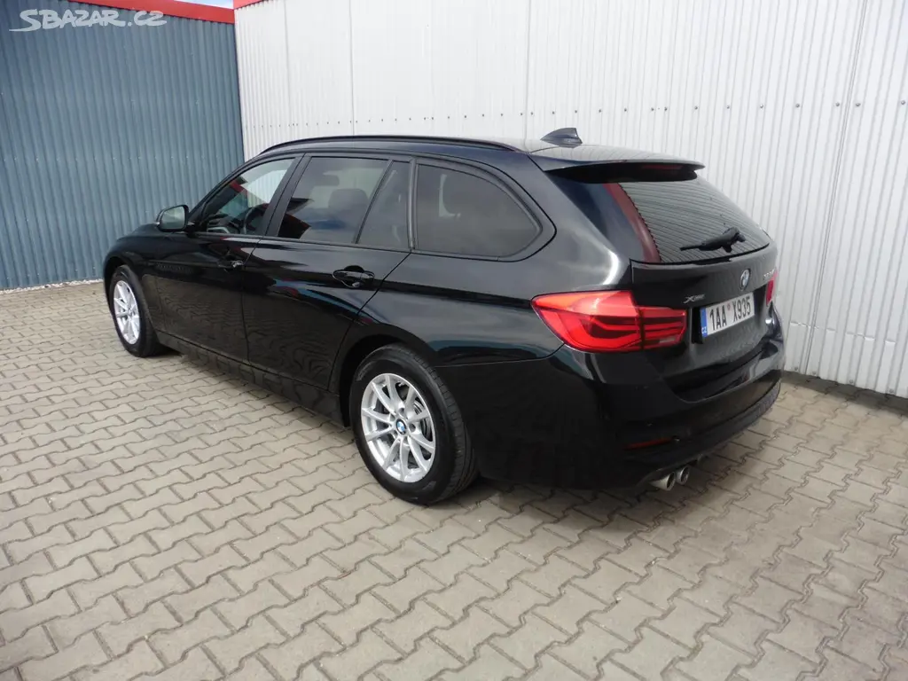 BMW Řada 3, 320d xDrive Advantage Touring - fotka 3