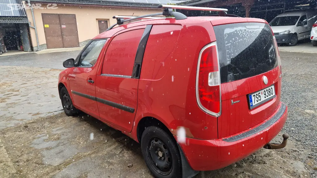 ŠKODA ROOMSTER PRAKTIK 1,4 16V 63kW - motoricky OK - fotka 2