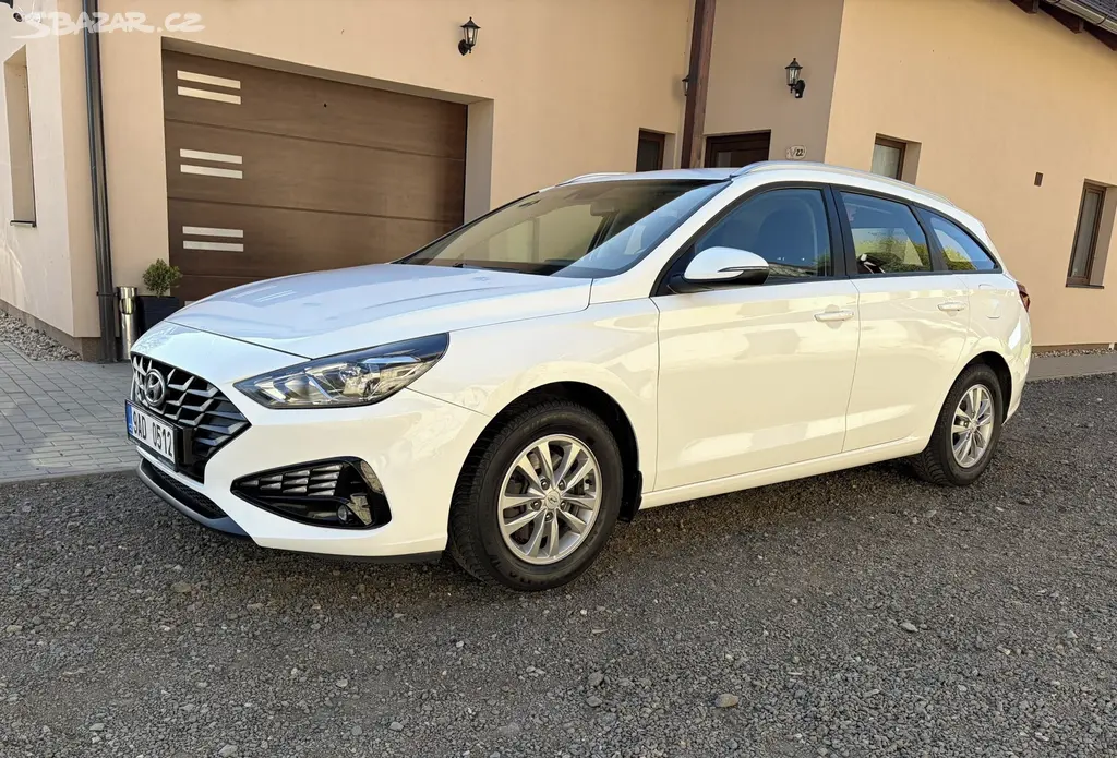Hyundai i30, 1.6 crdi.1 majitel ČR. 135 tkm - fotka 2