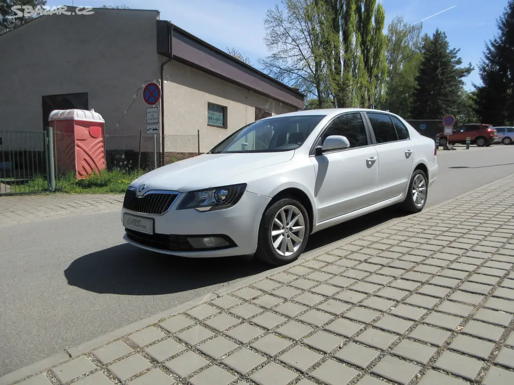 Škoda Superb 2.0TDi 103 Kw, Xenon, Vyhř. Nová STK
