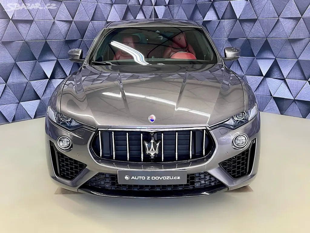 Maserati Levante, SQ4 GRAN SPORT, H&K, VZDUCH - fotka 3