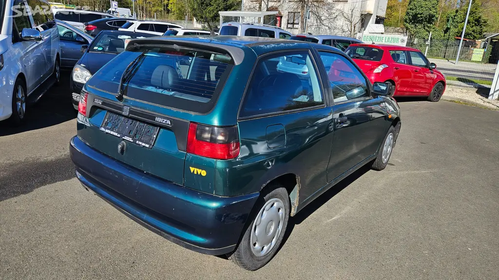 Seat Ibiza 1,4i - fotka 4