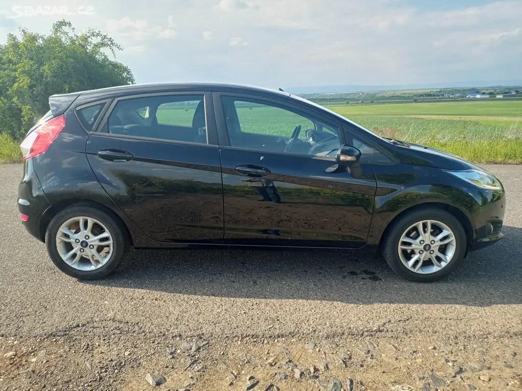 Ford fiesta 1.5 tdci - fotka 4