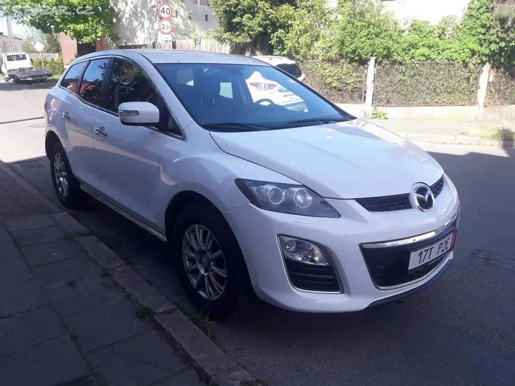 Mazda CX-7 2.2 CD Exclusive + 2011rv - fotka 2