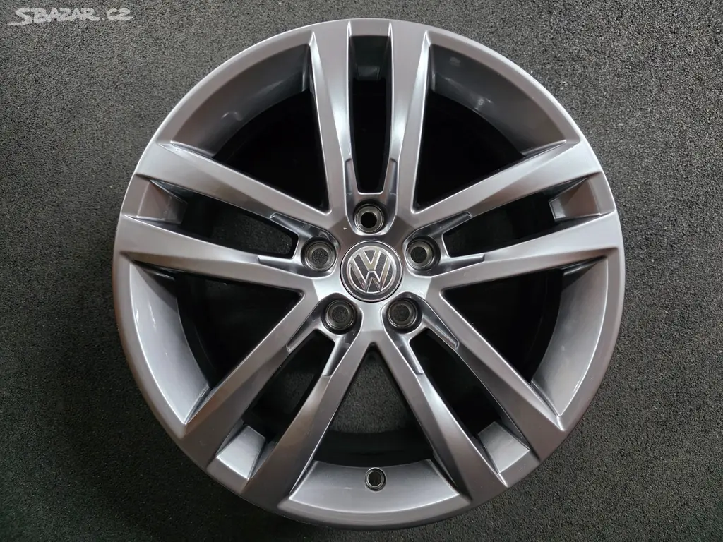 VW Polo Alu kolo 16 Salvador 6C0601025J 1Ks