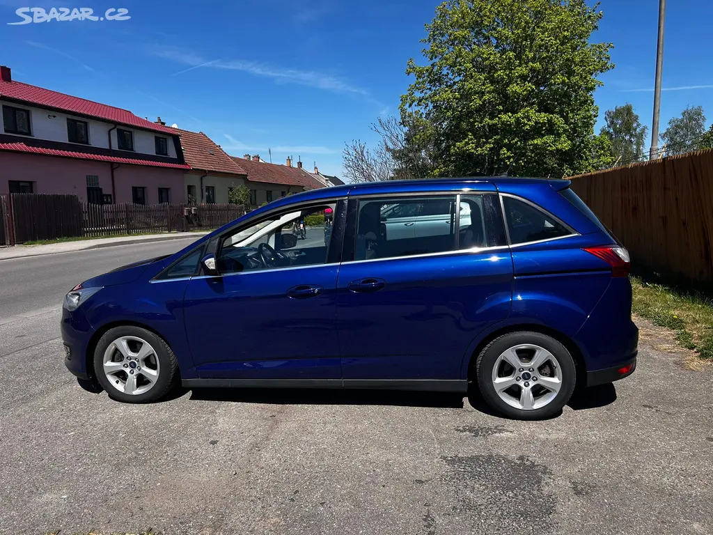 Osobní vůz FORD GRAND C-MAX 1.5, 96 tisíc km