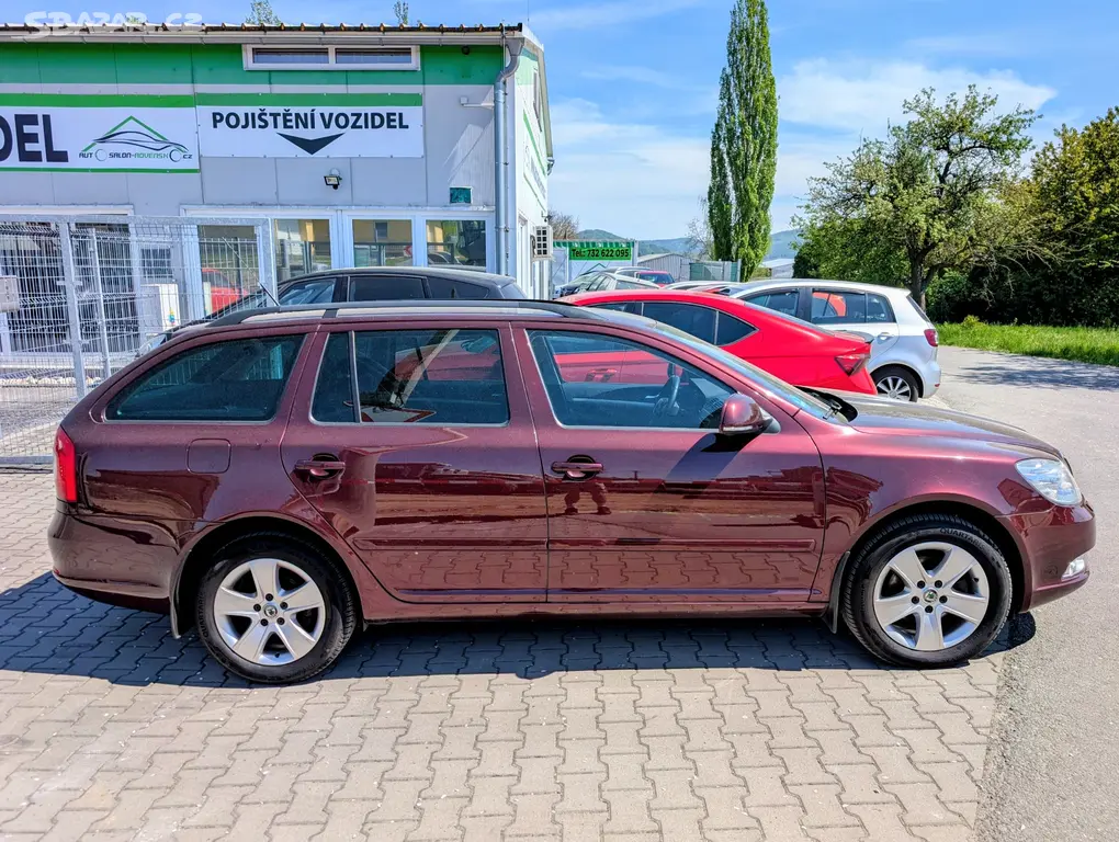 ŠKODA OCTAVIA II COMBI 1.4TSI 90kW DSG SOUNDSYSTÉM - fotka 6