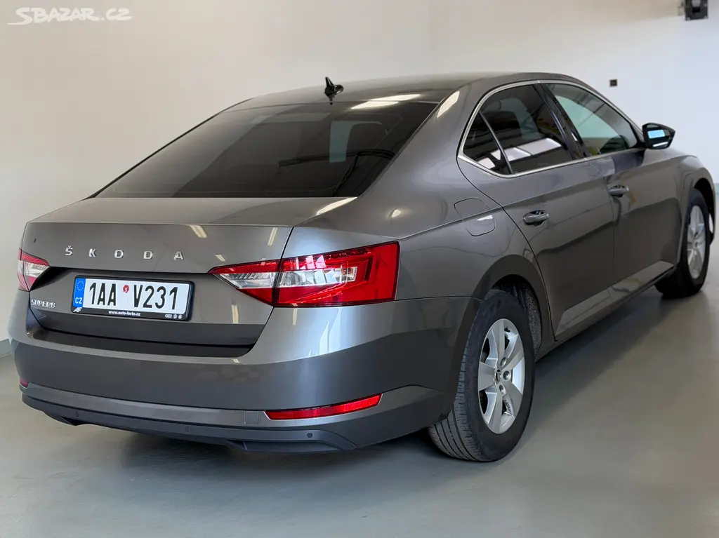 Škoda Superb, Ambition 2,0 TDI 110kW 7°DSG - fotka 5