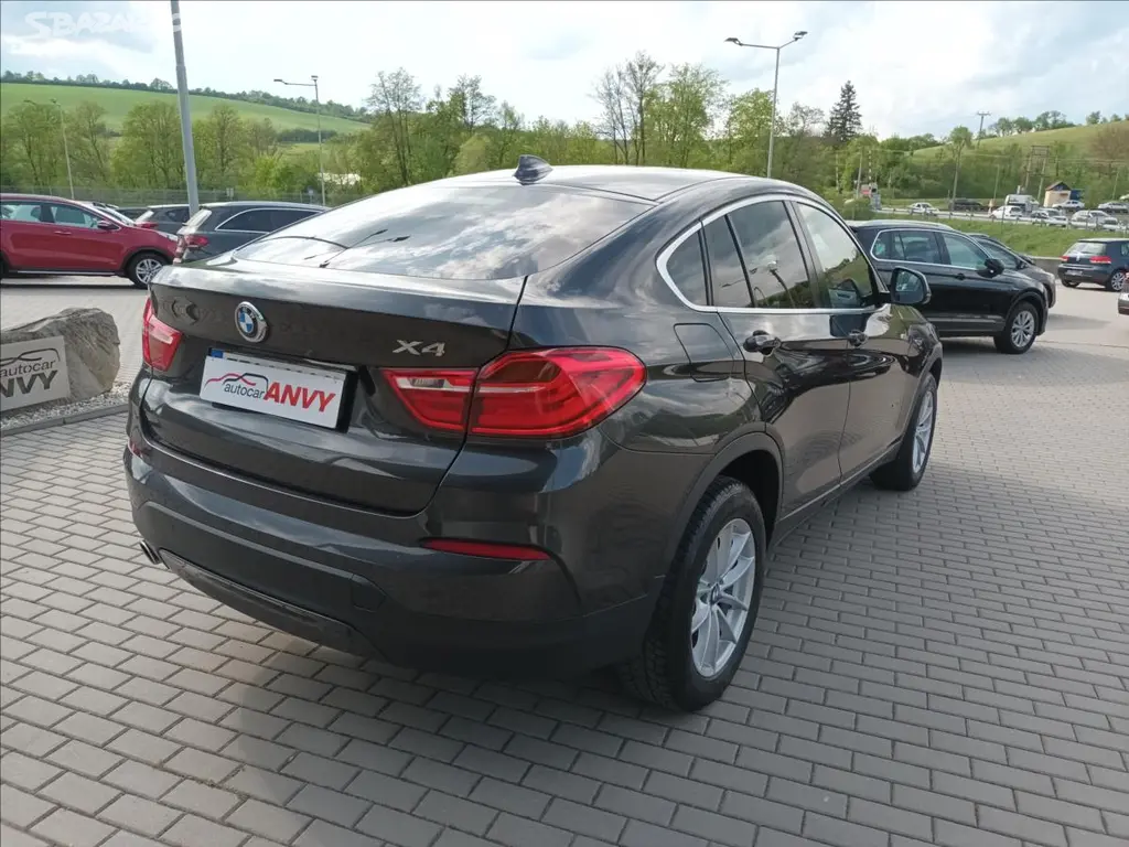 BMW X4, 2,0 xDrive20d,140KW,NAVI,SERVI - fotka 5