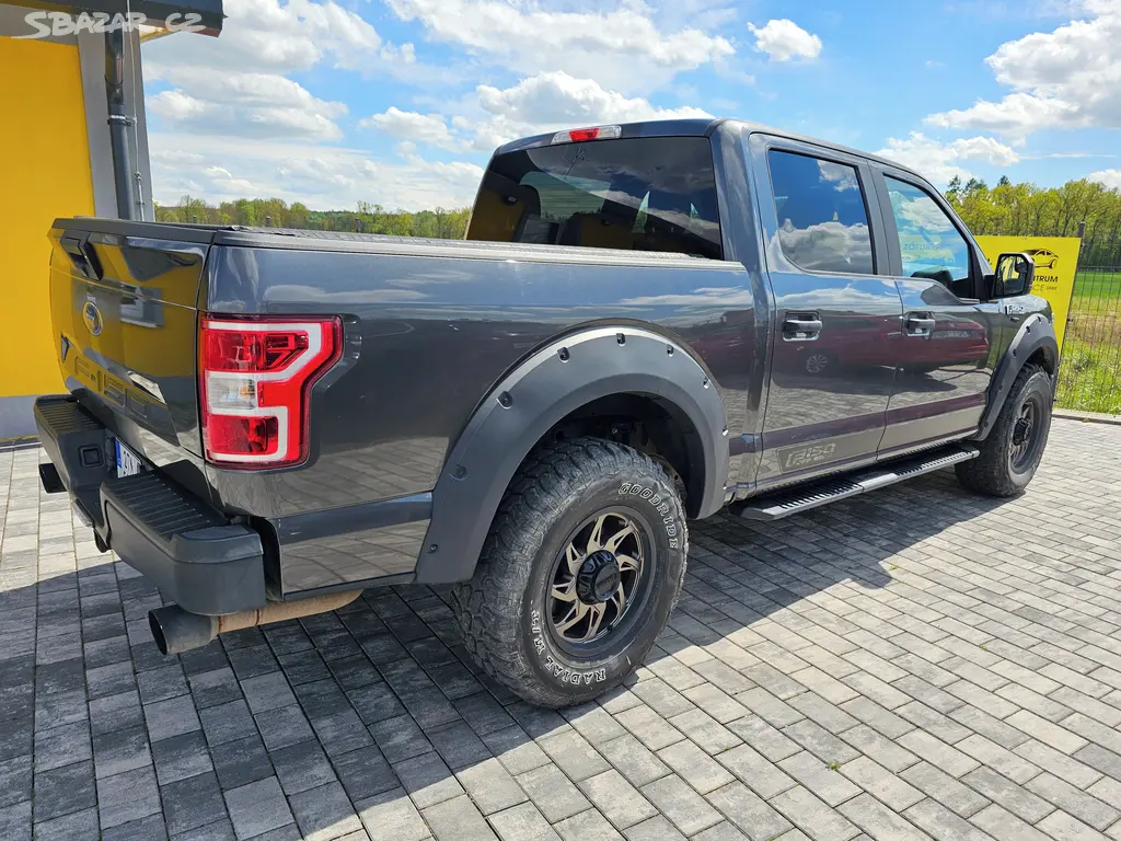 Ford F-150, 5.0 295 KW SuperCrew - fotka 5
