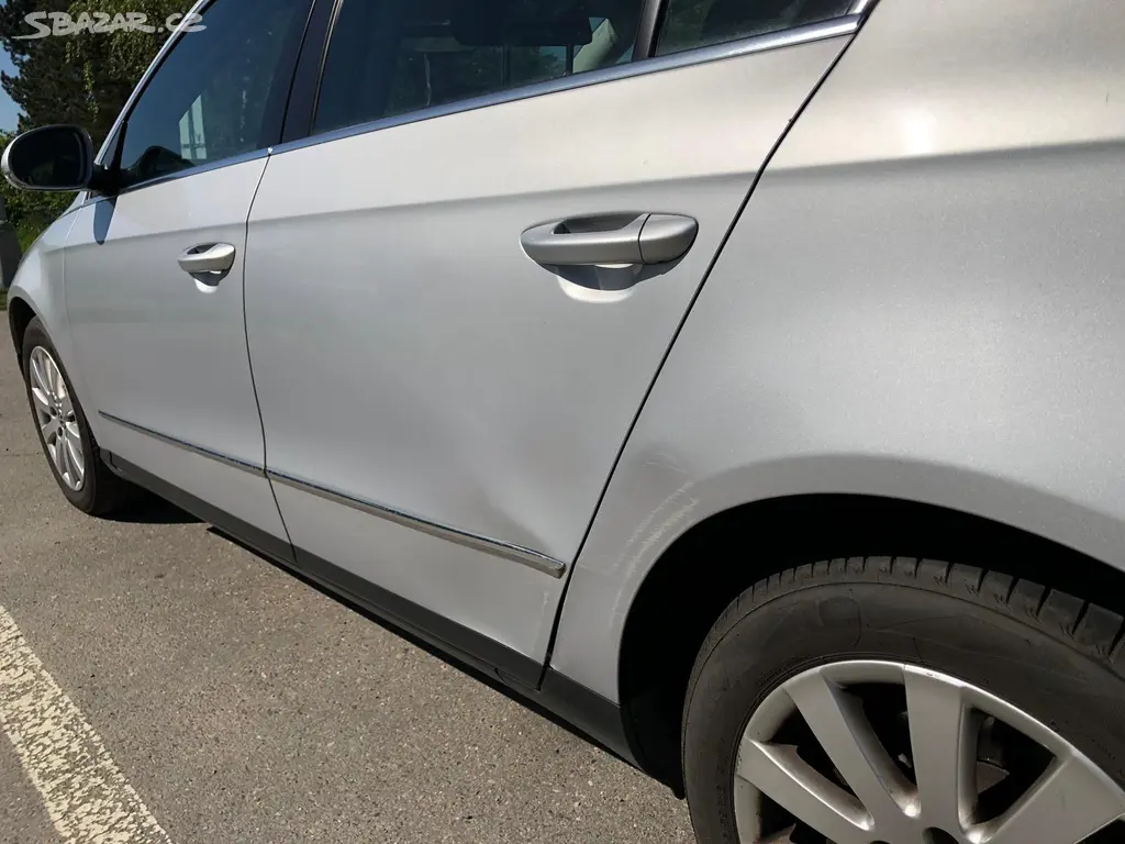 VW Passat B6 2.0 TDI 125 kW DSG (2007) - fotka 2