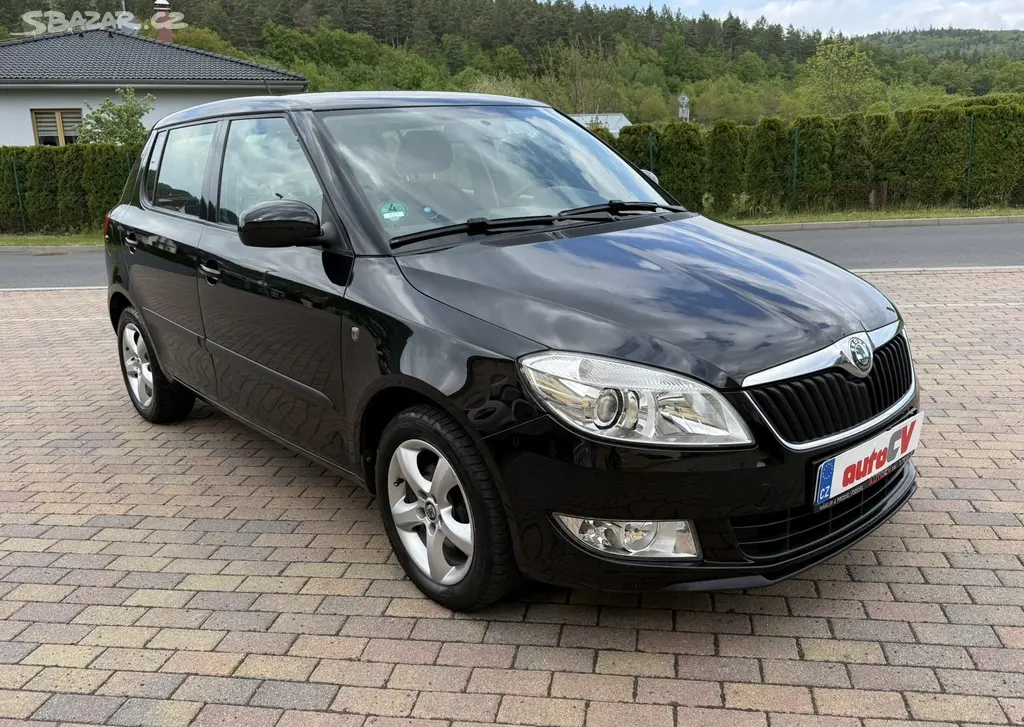 ŠKODA FABIA II 1.2 TSI 63kW-[telefon skryt]KM-VÝHŘEV- - fotka 4