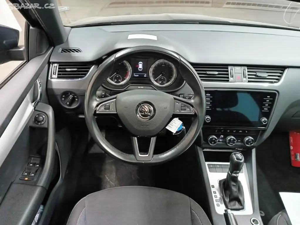Škoda Octavia, 2.0 TDi (110 kW), plný servis - fotka 5