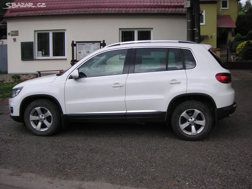 Volkswagen Tiguan 2.0 TDi 4Motion XENON ALCANTARA - fotka 3