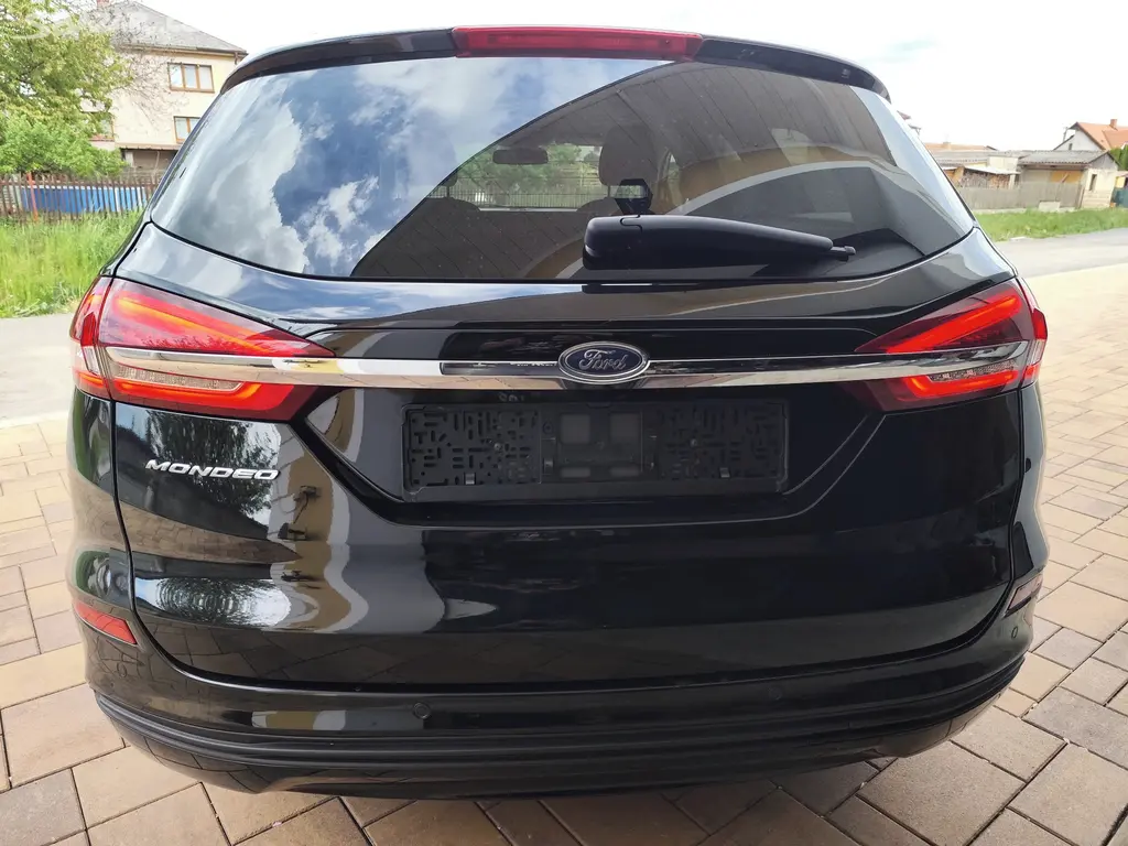 Ford Mondeo 1.5Ecob.121KW-model 2019, vyhř. volant - fotka 6
