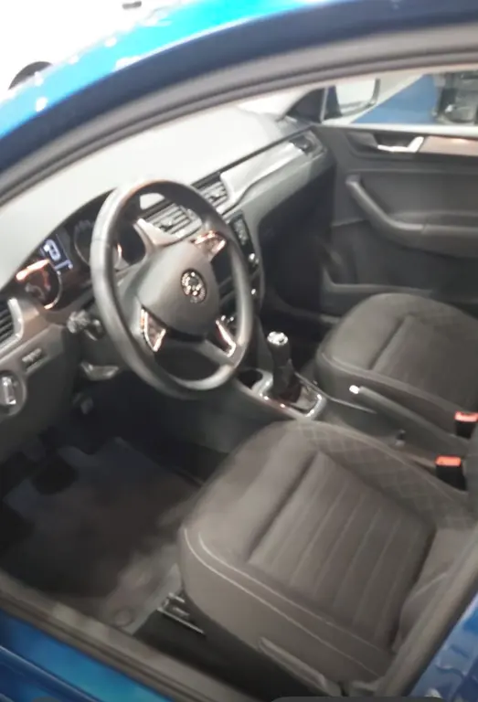 Škoda Rapid 1.0 TSI 81 kW - fotka 6
