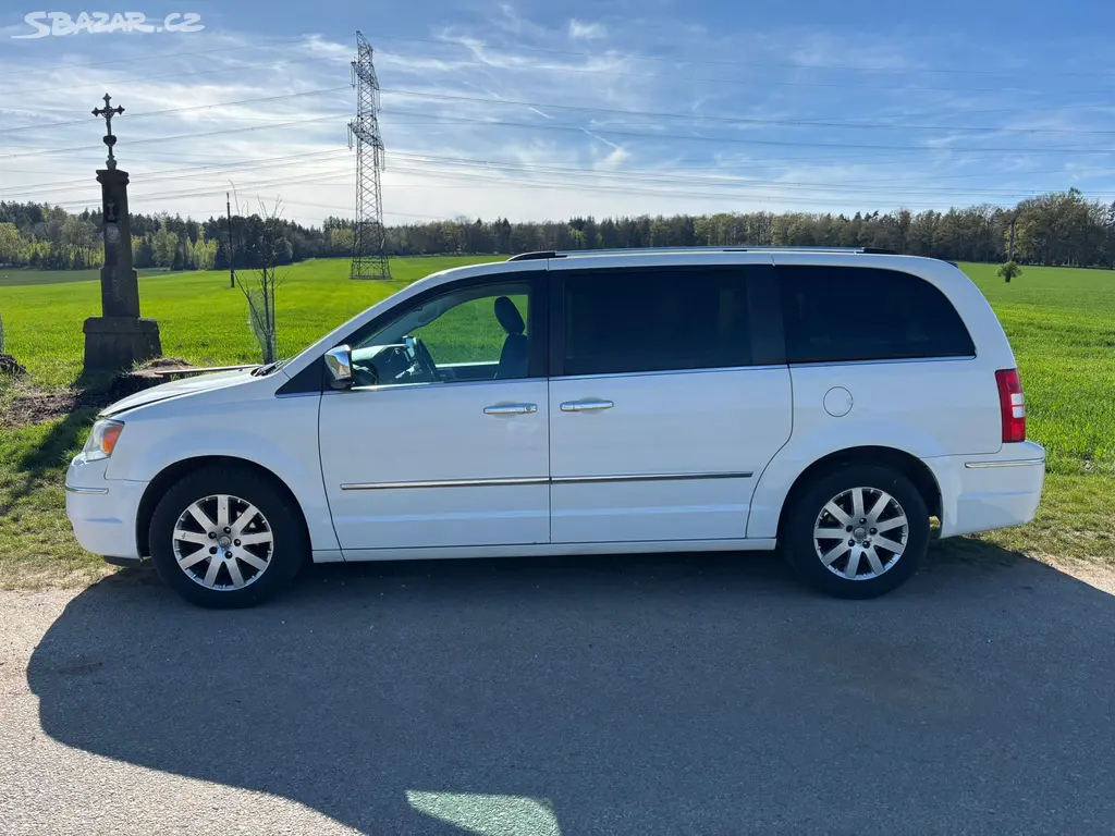 CHRYSLER GRAND VOYAGER 2,8CRDi, VELMI PĚKNÝ!!!! - fotka 3