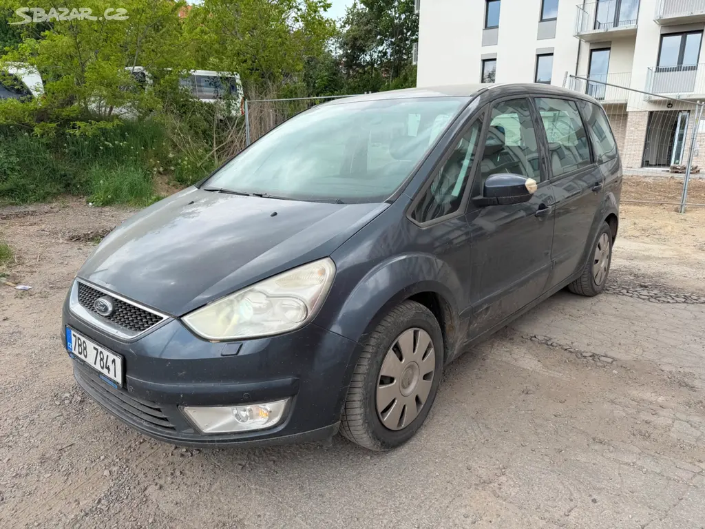 Ford Galaxy 2.0 TDCi 7 míst - fotka 4