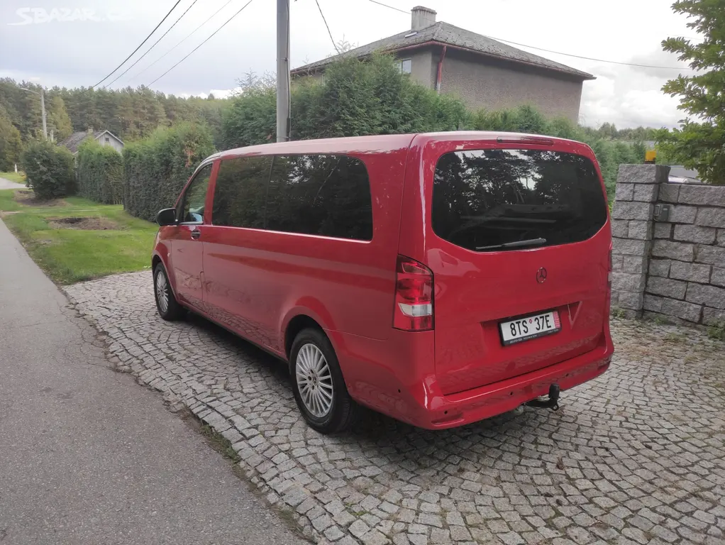 Mercedes-Benz Klasa V 300d 4Matic 9G-Tronic 2021rv - fotka 3