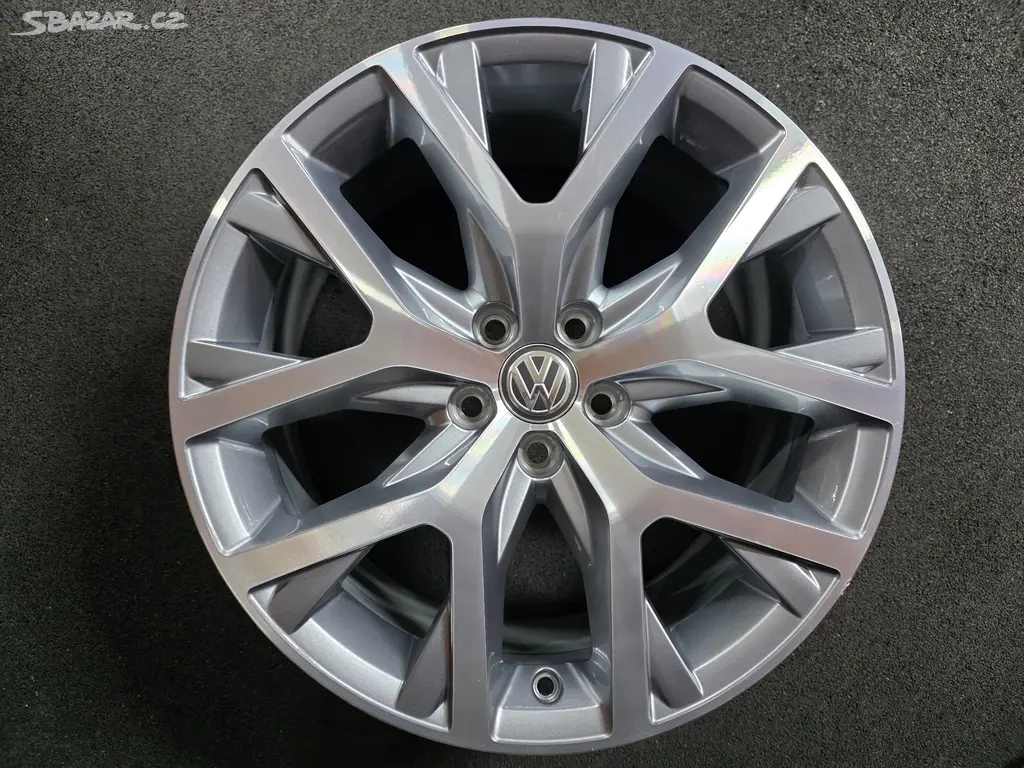 VW Polo Alu kolo 17 Canyon 6C0601025E 1Ks