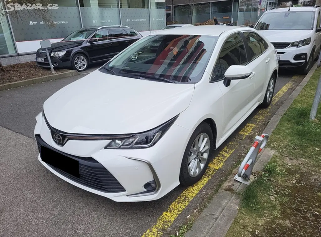 Toyota Corolla, 1,5-92KW,COMFORT,1.MAJITEL - fotka 2