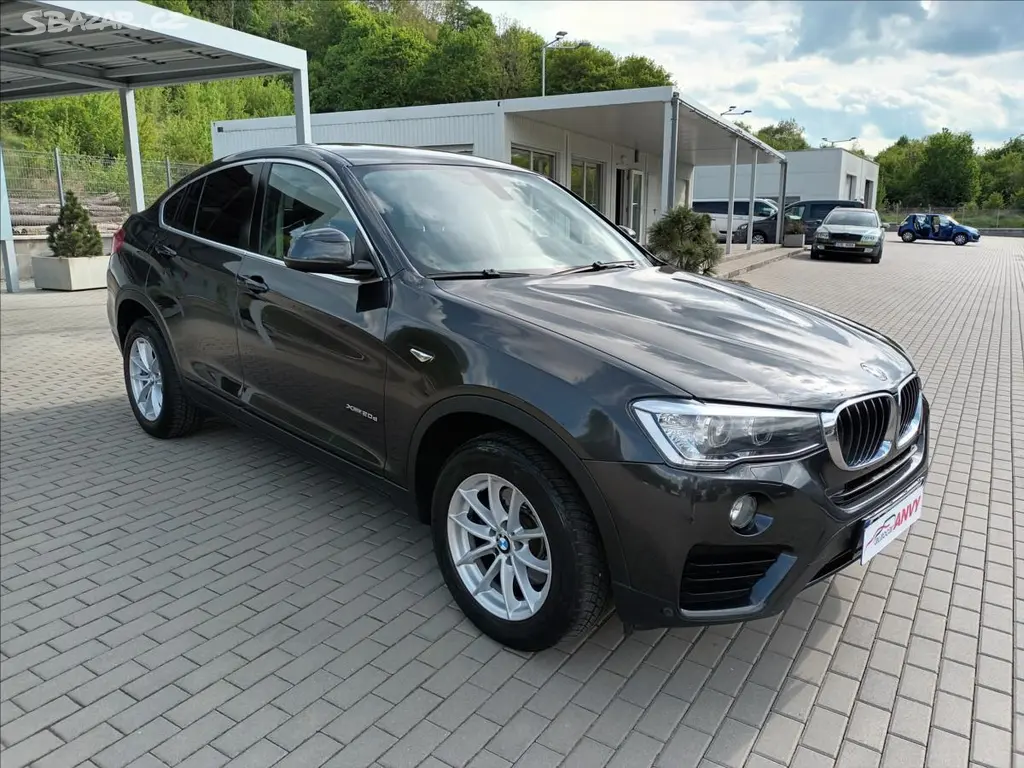 BMW X4, 2,0 xDrive20d,140KW,NAVI,SERVI - fotka 3