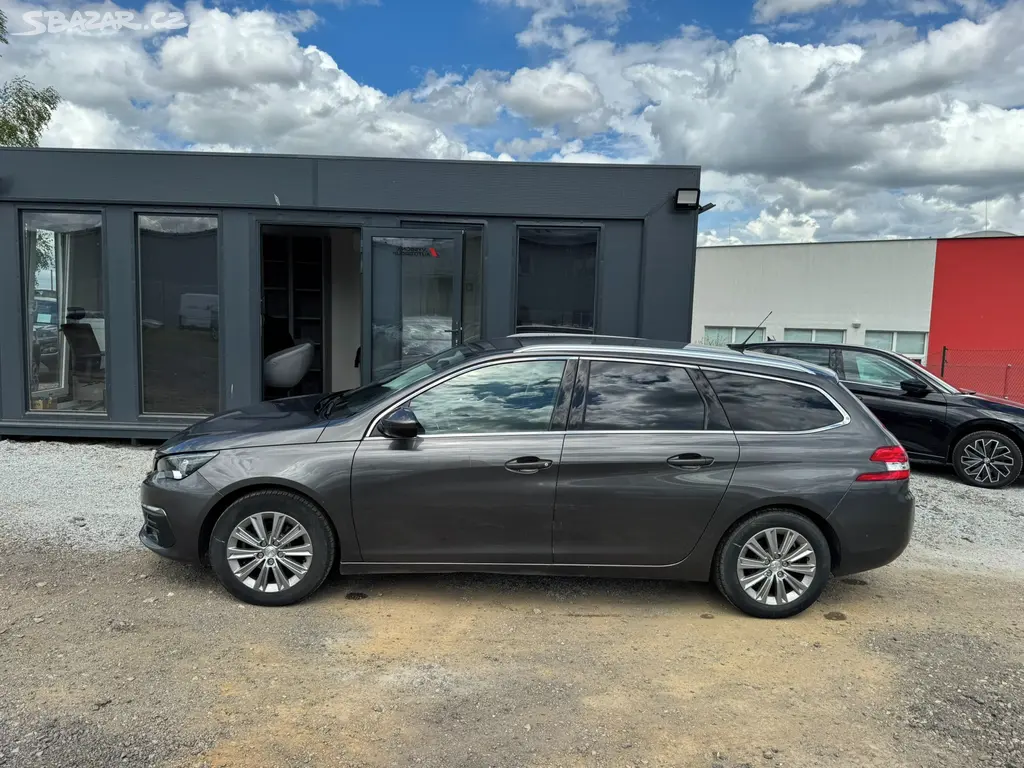 Peugeot 308, 1.5 BHDi 96kW ALLURE 8A/T LED - fotka 3
