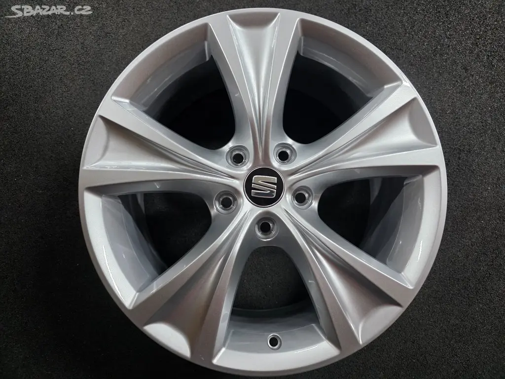 Seat Leon  Alu kolo 17 5FA601025C Originál kusovka